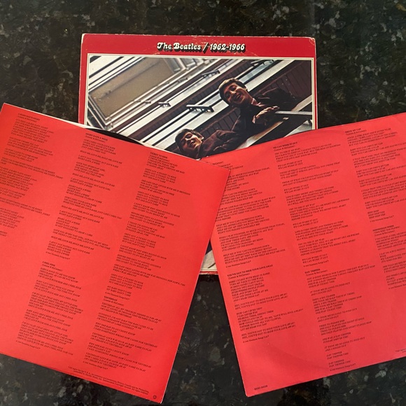 The Beatles / 1962~1966 Vinyl Records - Picture 9 of 13